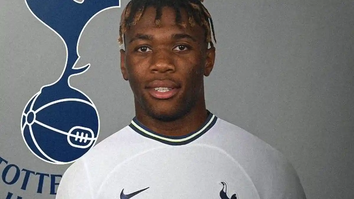 Destiny Udogie Siap Main tapi Pape Matar Sarr Diragukan, Tottenham Hotspur Hadapi Badai Cedera