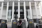mahkamahkonstitusi1.jpg
