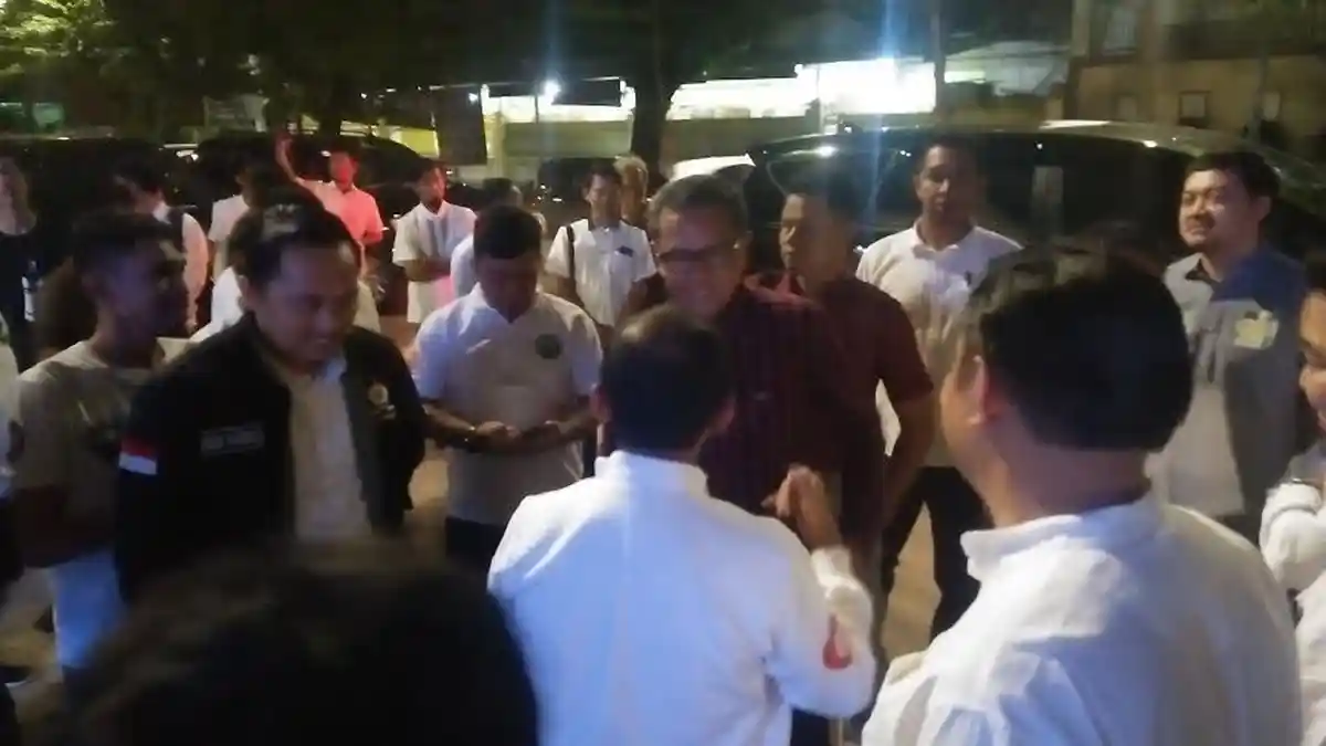Resmikan Posko Repnas Sulsel, Eka Sastra Puji Gubernur Sulsel