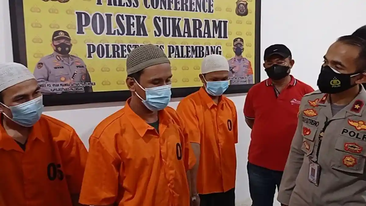 Tidak Mau Kerja Capek tapi Berpenghasil Besar, 3 Sekawan Jualan Sabu di Dekat Rumah, Diciduk Polisi