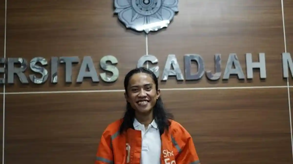 Kisah Ryaas Amin, Mahasiswa UGM Biayai Kuliah Sendiri Sambil Jadi Driver Ojol