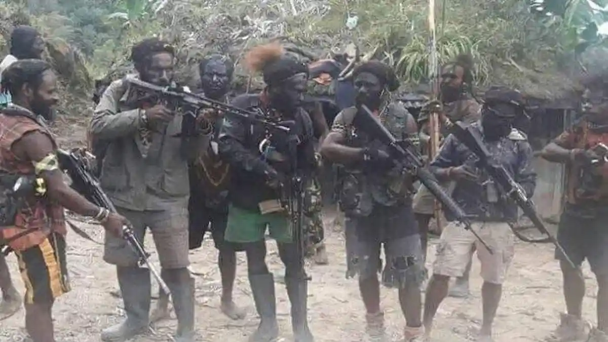Aparat TNI-Polri Perketat Pengamanan Setelah KKB Ancam Tembak Mati Pekerja Non Papua