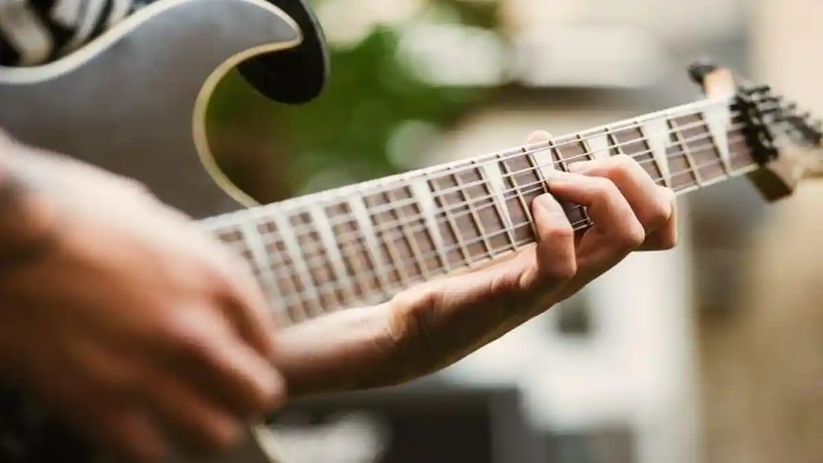 Chord Gitar Lagu Agak Laen Indra Jegel, Bene Dion, Oki Rengga, dan Boris Bokir