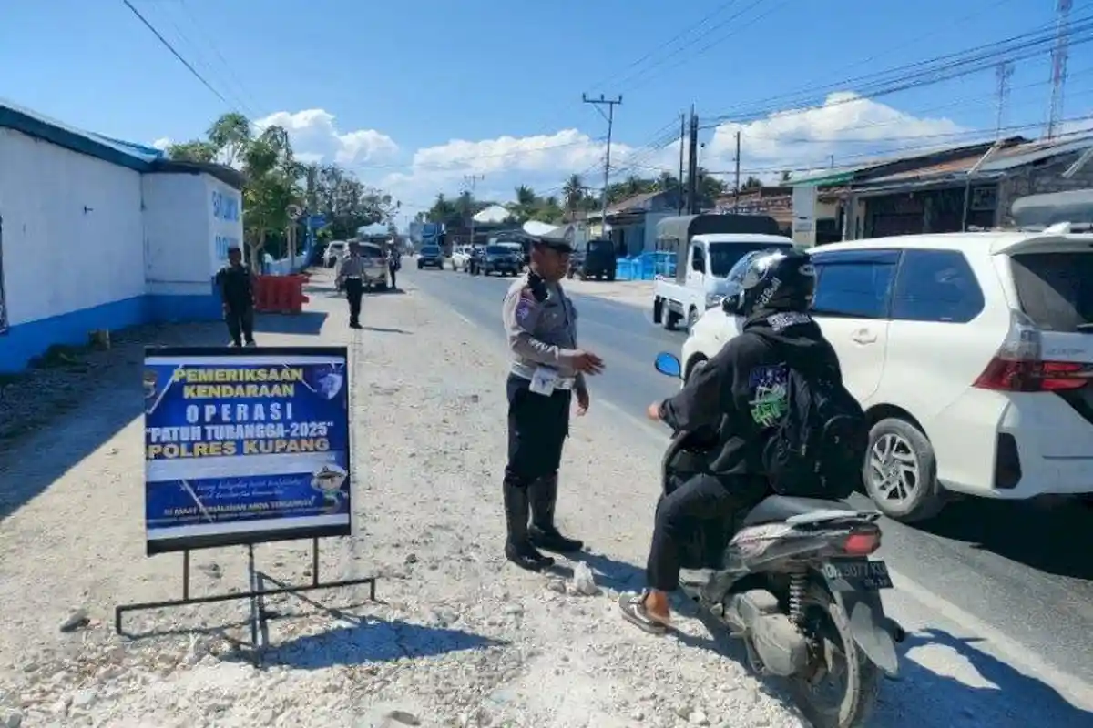 Tahun Ajaran Baru Polres Kupang Fokus Kegiatan Berlalu Lintas 