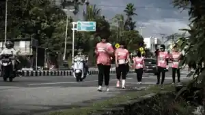 women-run-timika.jpg