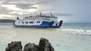 KMP-Pulau-Sabu-dan-KMP-Sirung-dilaporkan-karam-di-perairan-Alak.jpg