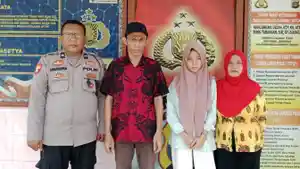 Silvia-Armaya-Purba-15-sedss.jpg