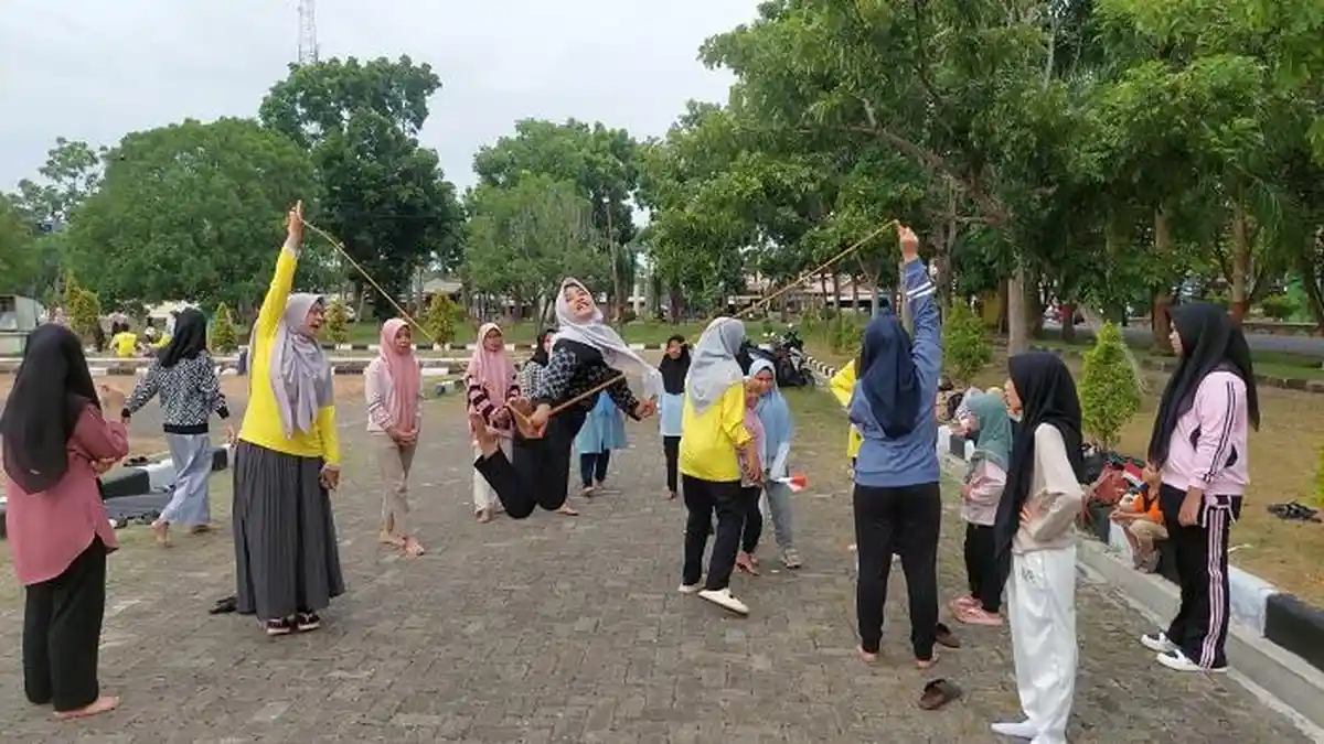 Peringati Hari Anak Nasional, Siswa Sekolah Inspirasi Diperkenalkan Permainan Tradisional
