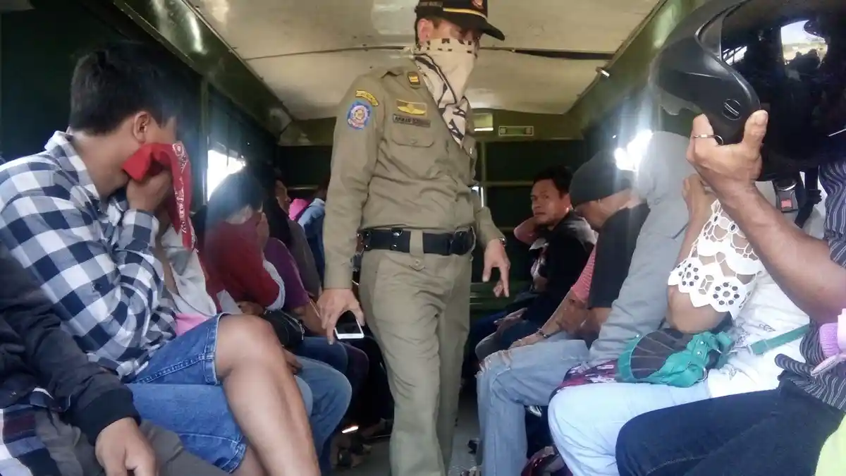 Razia Hotel untuk Open BO, Satpol PP Dapati 7 Pasangan hingga Seorang Waria