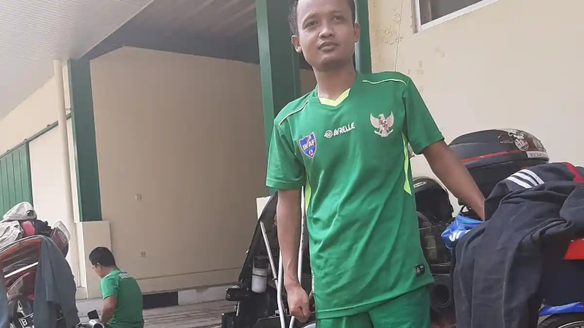 Dari Tak Tau Bola, Warnadi Jadi Pesepak Bola Garuda INAF