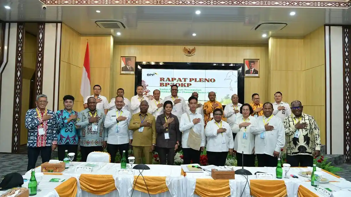 Wamendagri: Pemerintah Serius Percepat Penyaluran Dana Otsus dan Penguatan Kapasitas Daerah Papua