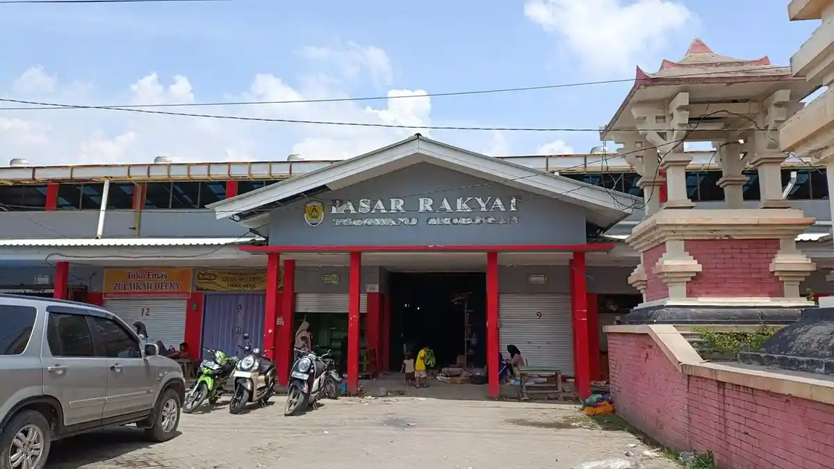 Harga Cabai Naik 100 Persen, Pedagang Pasar Tegowanu Grobogan Tetap Banjir Orderan Jelang Lebaran