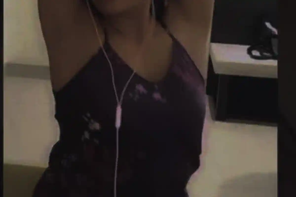 Live Show Siswi SMA 'Adegan Syur' via Line Dilakukan setelah Orang Tua Tidur, Member 500 Orang