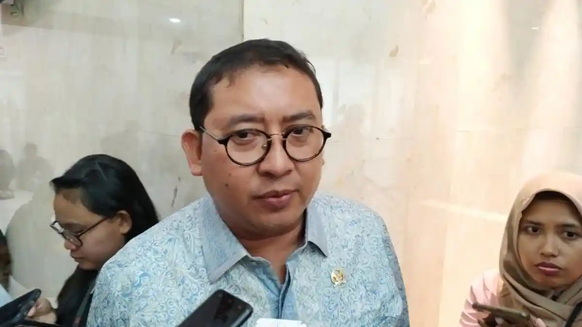 Tanggapi Guyonan Jokowi, Fadli Zon Singgung Political Capital Sandiaga Cukup Tinggi