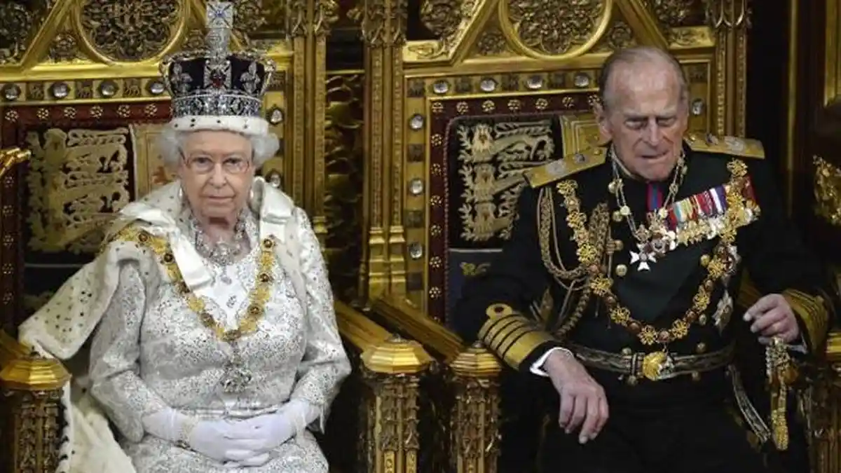 Ratu Inggris Elizabeth dan Pangeran Philip Rayakan Ulang Tahun Pernikahan ke-73