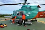 Pendaki-Malaysia-Jatuh-di-Gunung-Rinjani-Alami-Cedera-Berat-Akhirnya-Dievakuasi-Pakai-Helikopter.jpg