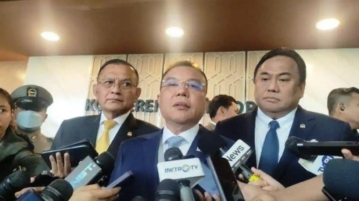 DPR RI Batalkan Revisi UU Pilkada, Putusan MK Tetap Jadi Acuan