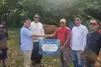 PENYERAHAN-HEWAN-KURBAN-KPwBI-Tegal.jpg
