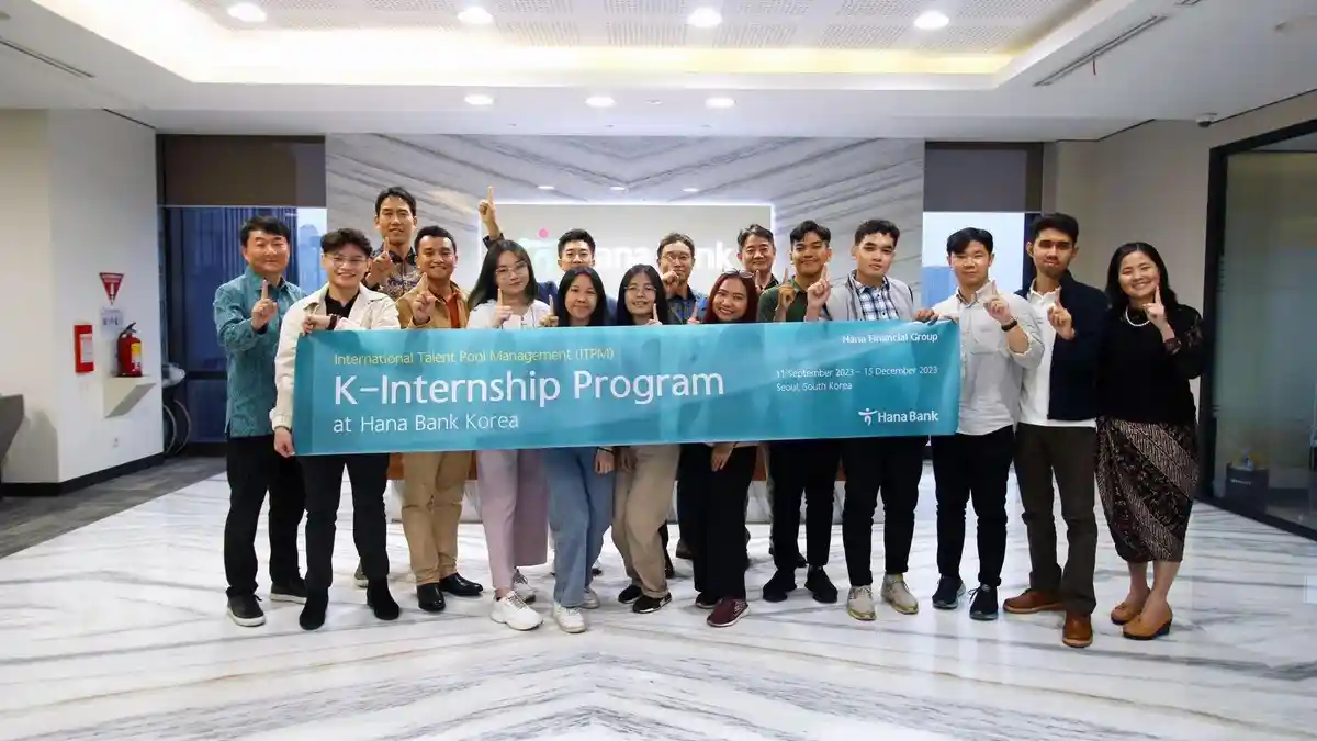 Hadapi Persaingan Global, Bank Hana Resmikan Program Magang Antarnegara