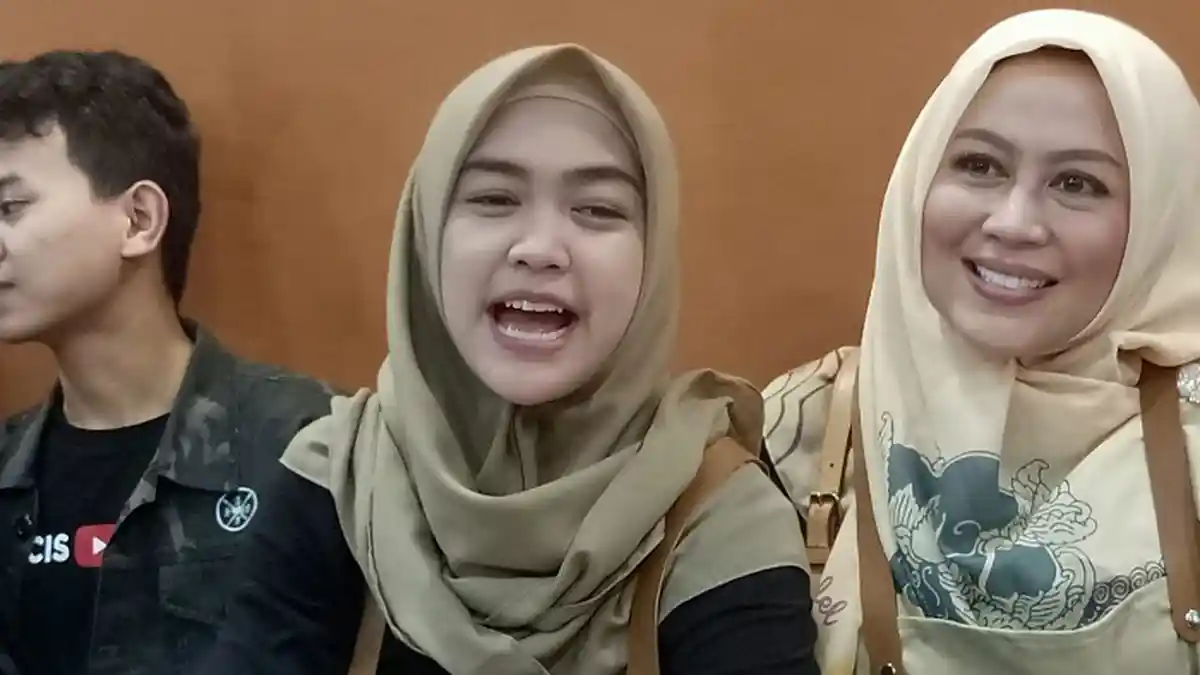 Ria Ricis Ngebet Nikah, Keluarganya Belum Merestui Sang Pacar, Wildan ...