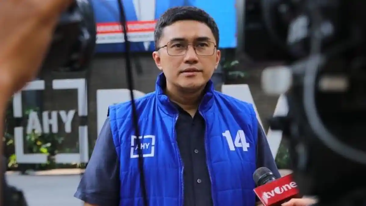 Rumor Partai Biru Dalang di Balik Kasus Ijazah Jokowi, Klarifikasi ...