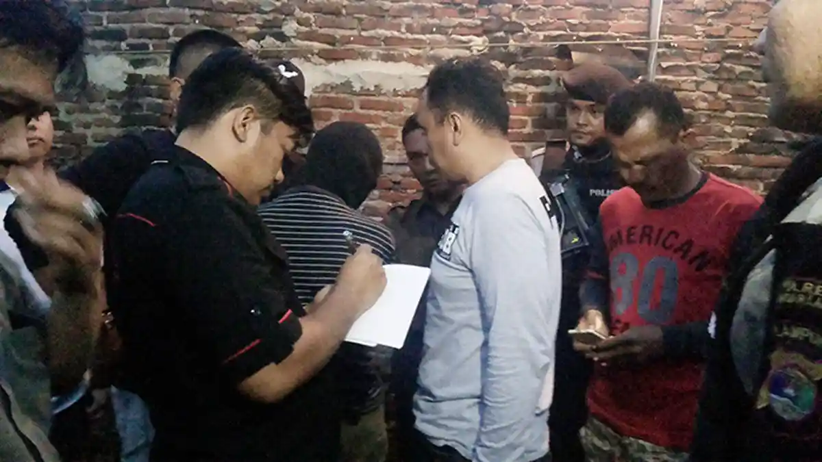 Cerita 'Lengkap' Remaja Lampung Terima 107 Tusukan - penusukan-sadis-terhadap-dwiki-sopian_20160308_232950.jpg
