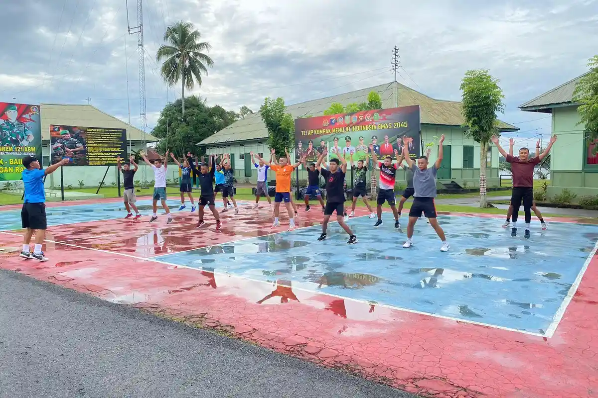 Kodim 1204/Sanggau Bina Fisik Casis Secaba PK TNI AD Tahun 2023