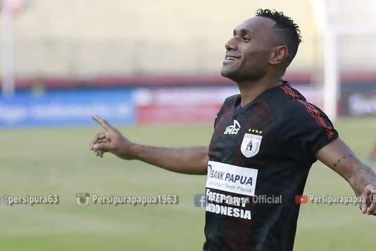 Setelah Bergabung dengan Bhayangkara FC, Nasib Titus Bonai Tak Jelas, Terancam Dicoret?