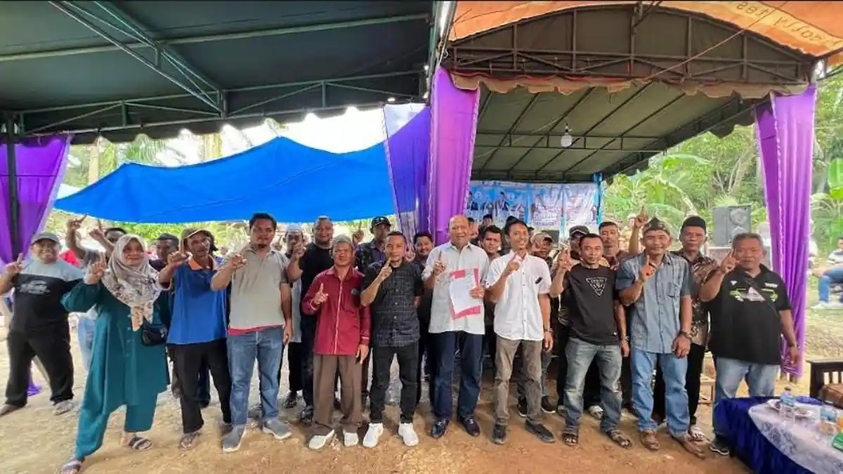 Satria Dapat Dukungan Masyarakat Pedalaman Langkat, Usung Program Berobat Gratis dan Perbaikan Jalan