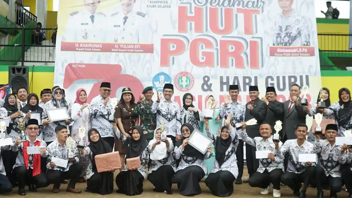 Khairunas: Selamat HUT ke-78 PGRI dan Hari Guru Nasional Tahun 2023