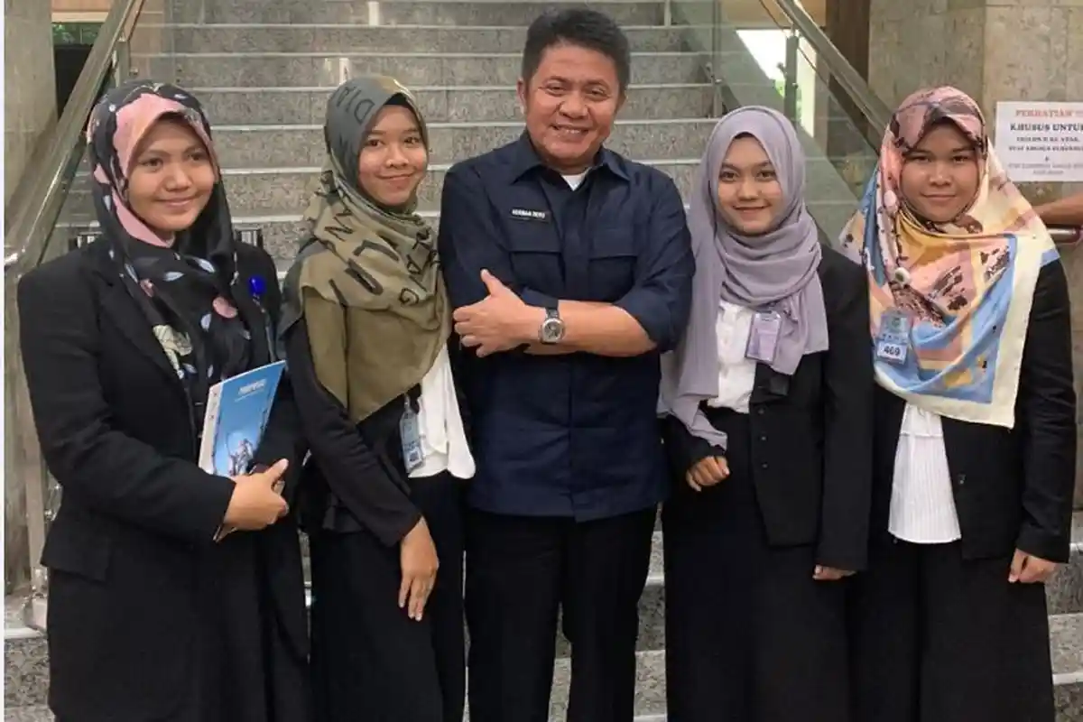 5 Mahasiswa Sumsel Ikut KTT Internasional di Istanbul, Paparkan Program Minat Baca dan Kebersihan