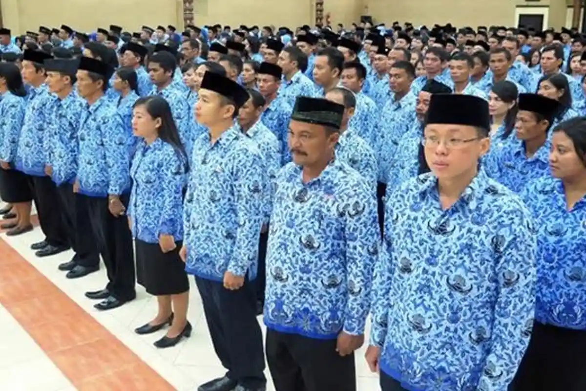 Janji Prabowo Subianto, Gaji PNS Bakal Naik 16 Persen usai Lebaran 2025? Simak Besaran Saat Ini