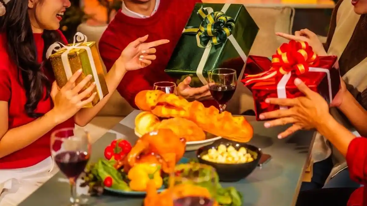 4 Rekomendasi Cara Seru Rayakan Akhir Tahun Bersama Keluarga dan Sahabat
