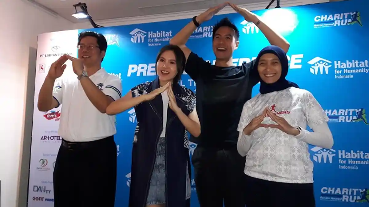 VIDEO: Daniel Mananta dan Olivia Jansen Bangun Rumah untuk Charity