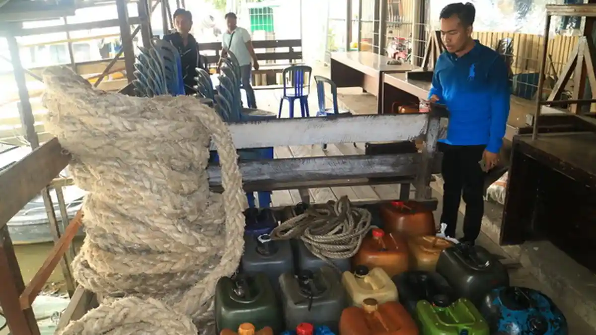 Nekat, 2 Warga Samarinda Curi BBM Langsung dari Sumur Perusahaan Migas