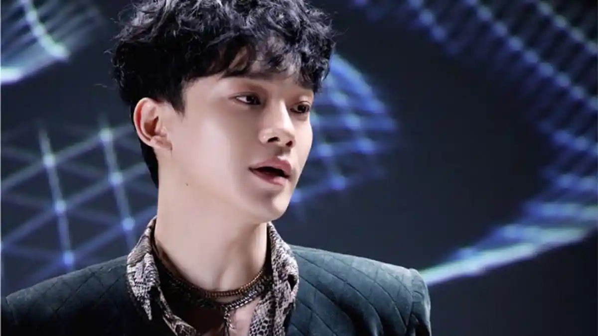 Tulis Surat, Chen EXO Umumkan Rencana Pernikahan dan Kabar Kehamilan sang Kekasih
