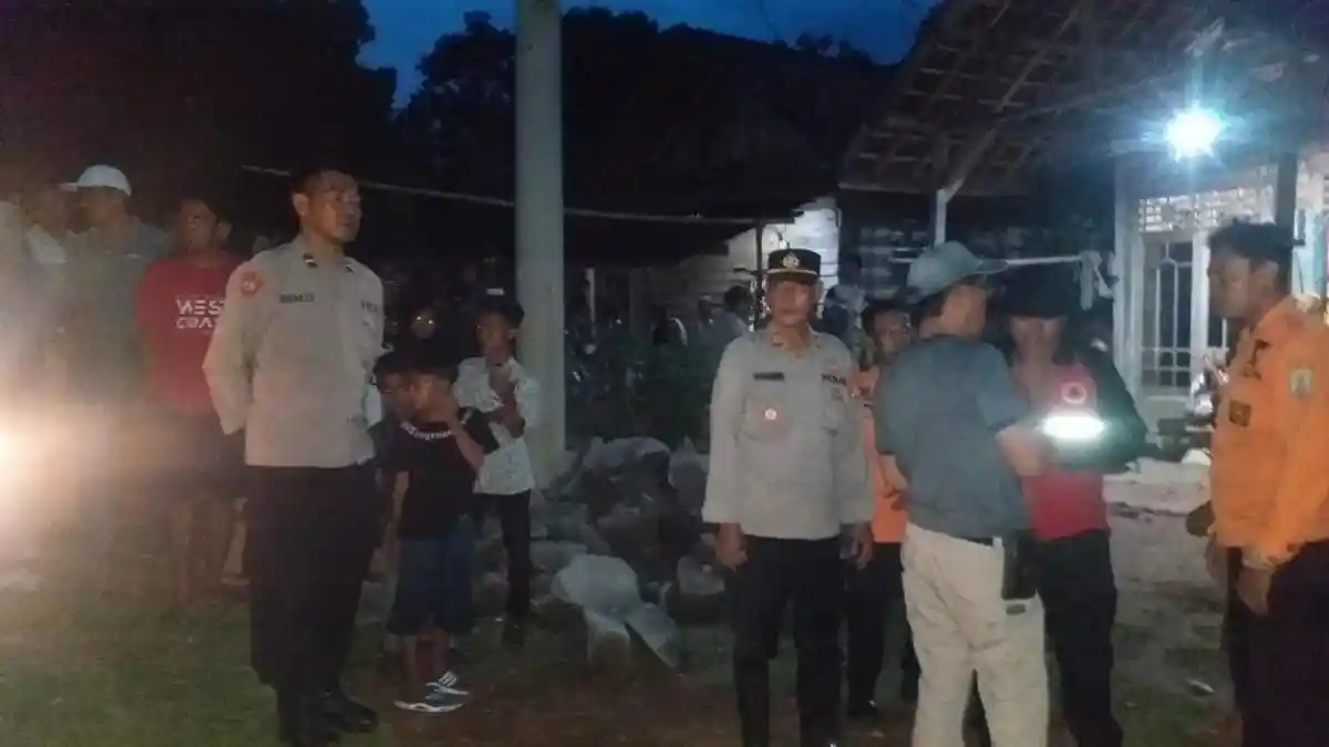 Nyebur Sumur, 3 Warga Talang Suki Meninggal Dunia, Polres Way Kanan Polda Lampung Olah TKP