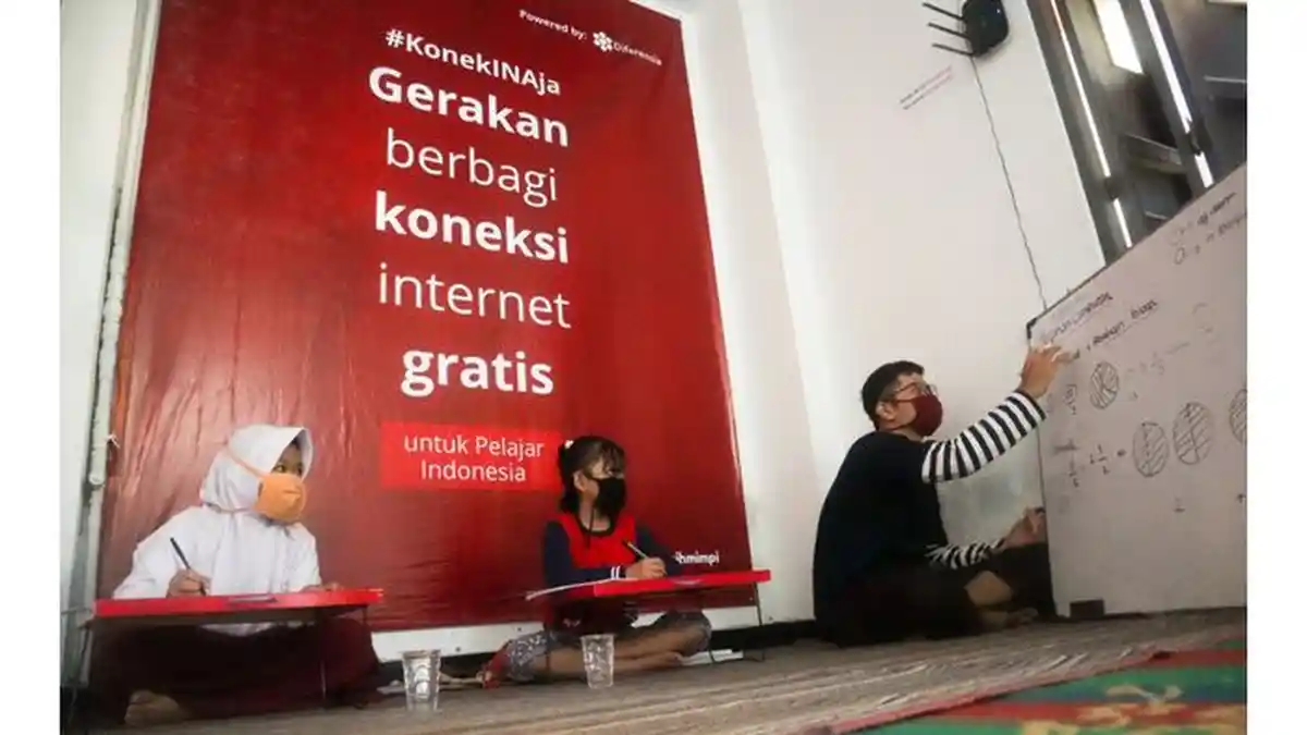 Diferensia Jadikan Garasi Menjadi Tempat Belajar Jarak Jauh lewat Program KonekINAja