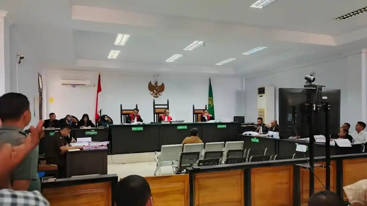 BREAKING NEWS: 3 Tersangka Korupsi Proyek Kanal Tanggidaa Gorontalo Jalani Sidang Perdana Hari Ini