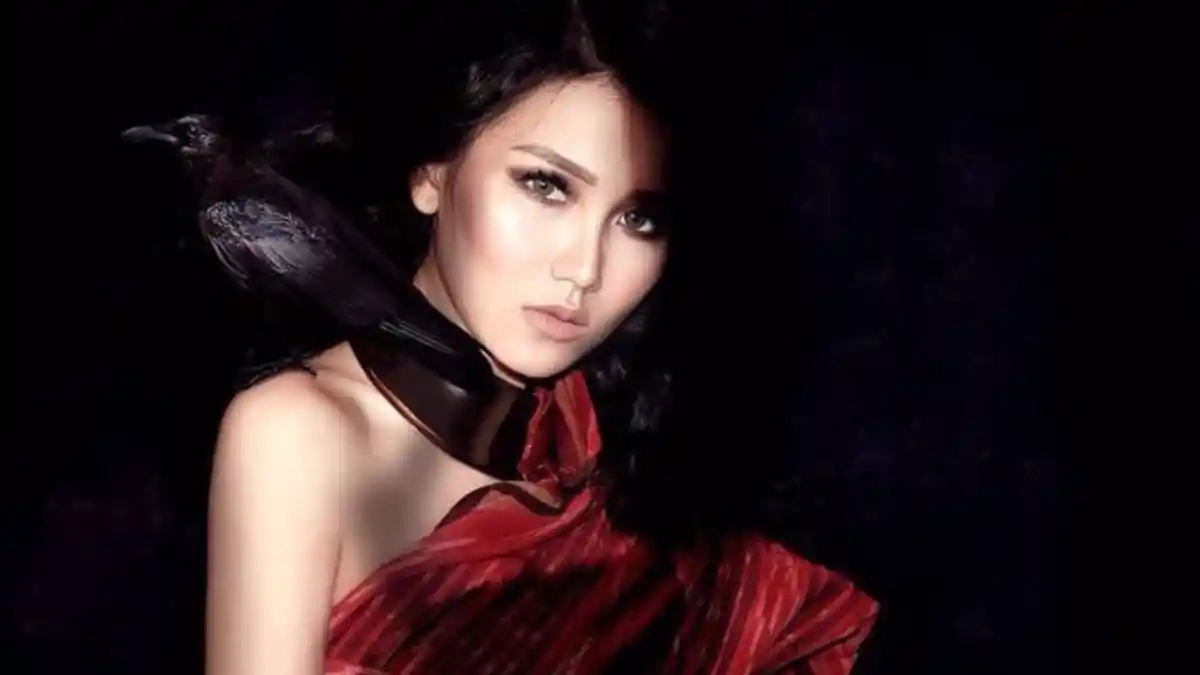 Sejak Jadi Janda Sering Digosipin dengan Banyak Pria, Ini Kata Ayu Ting Ting