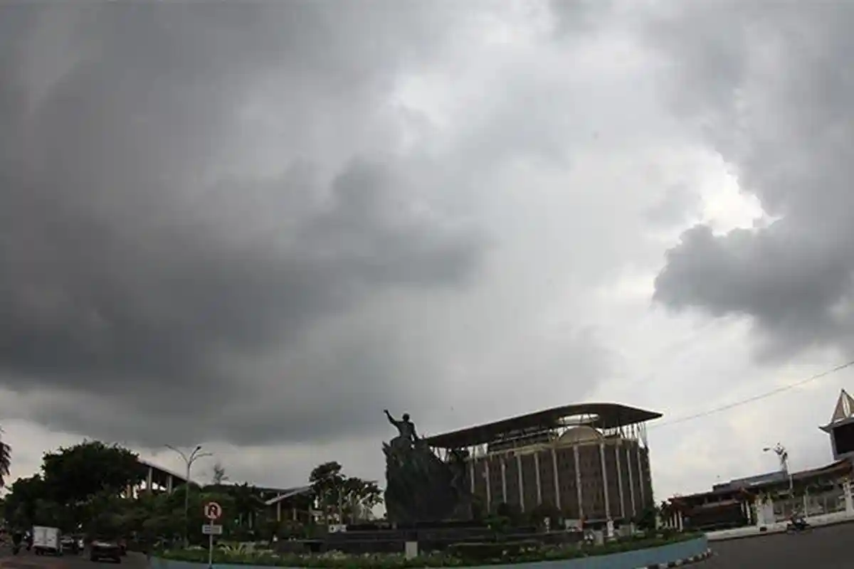 Sebelum Beraktivitas, Cek Prakiraan Cuaca Riau Hari Ini Minggu 14 Januari 2024