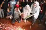 Suasan dan Pemakaman Rido Setiawan Korban Bom Bunuh Diri