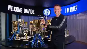 Inter-Milan-telah-secara-resmi-mengumumkan-perekrutan-gelandang-Davide-Frattesi-dari-Sassuolo.jpg