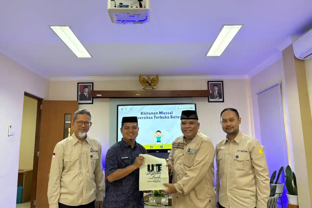 UT Berdampak: Menebar Semangat Berbagi Kebaikan Dengan Khitanan Masal