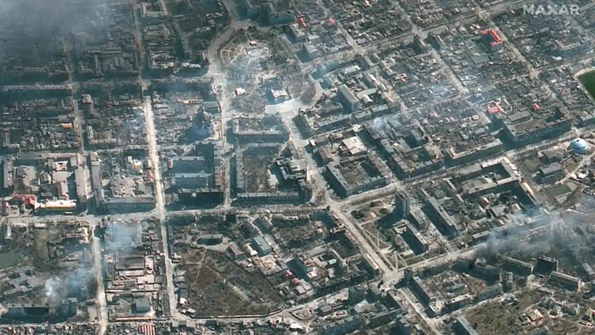 Terus Dihantam Bom Rusia, Kota Mariupol Ukraina Hancur Jadi 'Abu Tanah Mati'