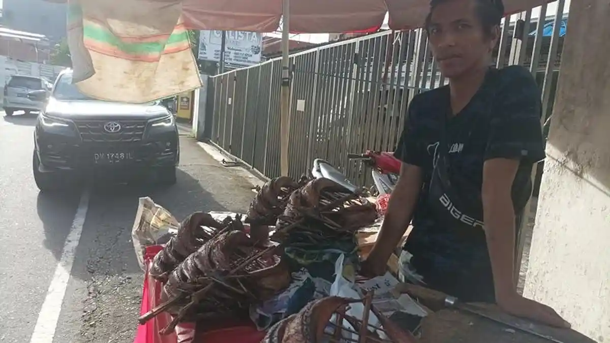 Bryan Penjual Cakalang Fufu di Manado Ngaku yang Terjual Bisa Diatas 20 Jepit per Hari