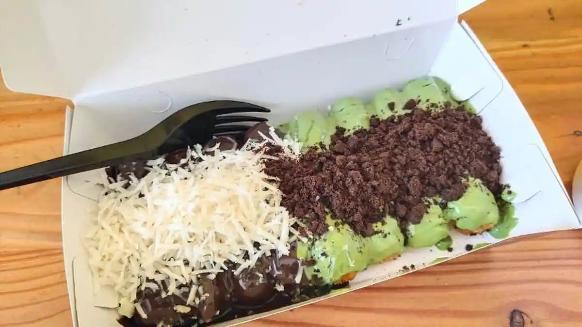 Kuliner Lampung, Roll Stik Mamikeki di Rajabasa, Banyak Rasa Cuma Rp 15 ribu