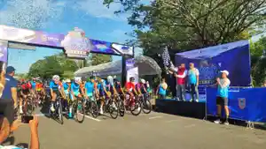 BERSEPDA-Kawasan-Perkantoran-Gubernur-Kalimantan-Selatan-dipadati-ratusan-peserta.jpg
