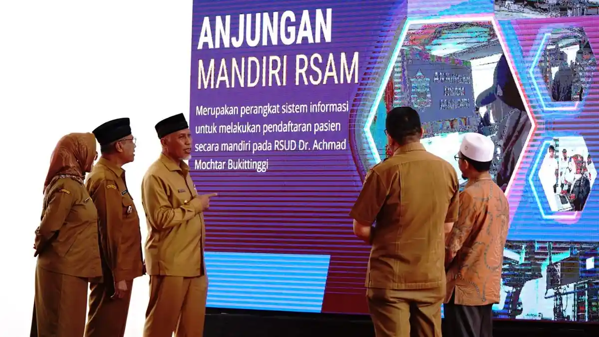 Menuju Rumah Sakit Berstandar Internasional, Gubernur Resmikan IGD Terpadu RSUD Achmad Mochtar