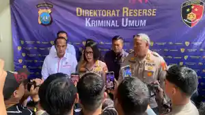 Konferensi-pers-pembunuhan-di-Lingga.jpg